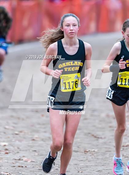 Thumbnail 2 in CIF State Cross Country Championships (Girls D2 Race) photogallery.