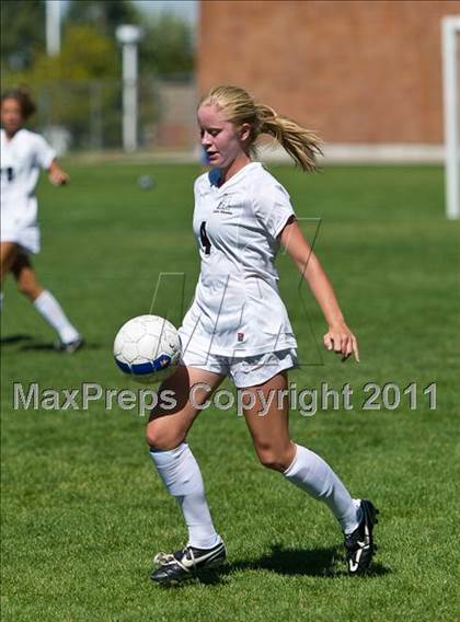 Thumbnail 3 in Montgomery @ Alta (California vs. Utah) photogallery.