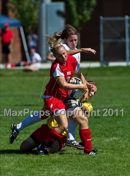 Thumbnail 2 in Montgomery @ Alta (California vs. Utah) photogallery.