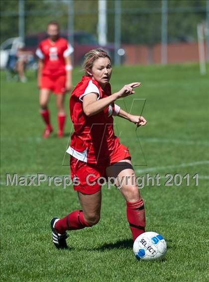 Thumbnail 3 in Montgomery @ Alta (California vs. Utah) photogallery.