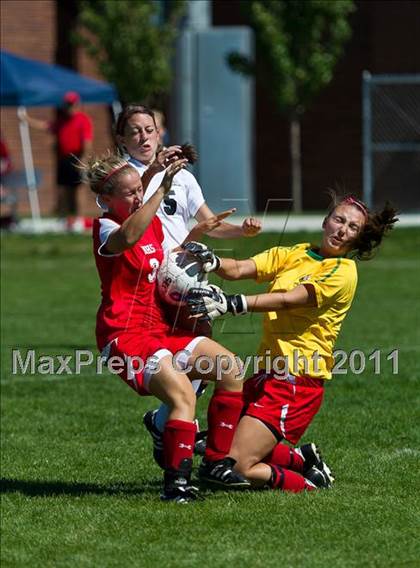 Thumbnail 3 in Montgomery @ Alta (California vs. Utah) photogallery.