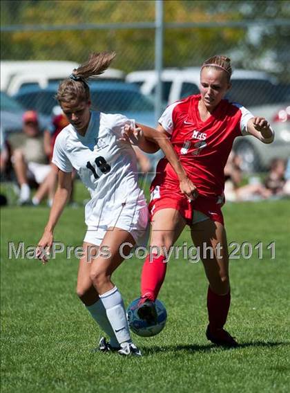 Thumbnail 3 in Montgomery @ Alta (California vs. Utah) photogallery.