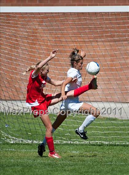 Thumbnail 3 in Montgomery @ Alta (California vs. Utah) photogallery.