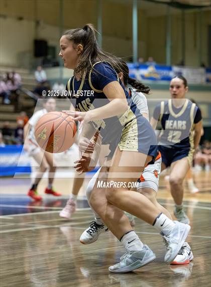 Thumbnail 3 in Tuckahoe vs. Frewsburg (NYSPHSAA Class C Semifinal) photogallery.