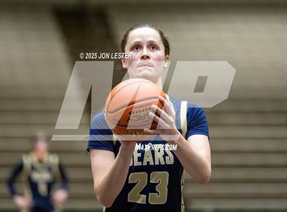 Thumbnail 2 in Tuckahoe vs. Frewsburg (NYSPHSAA Class C Semifinal) photogallery.