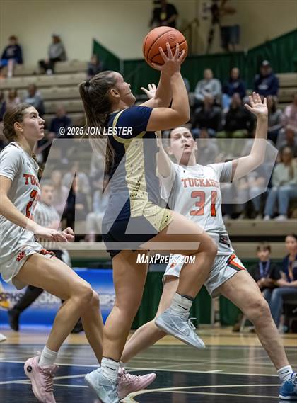 Thumbnail 3 in Tuckahoe vs. Frewsburg (NYSPHSAA Class C Semifinal) photogallery.