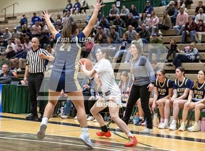 Thumbnail 1 in Tuckahoe vs. Frewsburg (NYSPHSAA Class C Semifinal) photogallery.