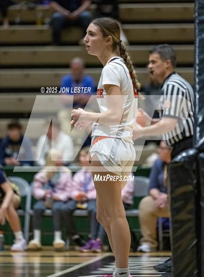 Thumbnail 2 in Tuckahoe vs. Frewsburg (NYSPHSAA Class C Semifinal) photogallery.