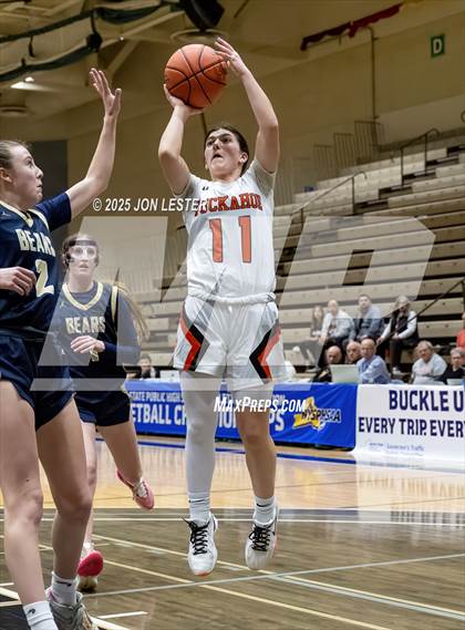 Thumbnail 2 in Tuckahoe vs. Frewsburg (NYSPHSAA Class C Semifinal) photogallery.
