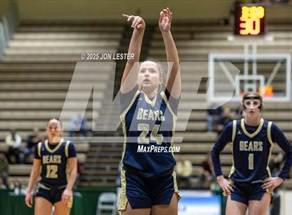 Thumbnail 1 in Tuckahoe vs. Frewsburg (NYSPHSAA Class C Semifinal) photogallery.