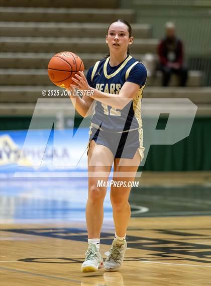 Thumbnail 2 in Tuckahoe vs. Frewsburg (NYSPHSAA Class C Semifinal) photogallery.