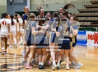 Thumbnail 1 in Tuckahoe vs. Frewsburg (NYSPHSAA Class C Semifinal) photogallery.