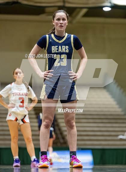 Thumbnail 3 in Tuckahoe vs. Frewsburg (NYSPHSAA Class C Semifinal) photogallery.