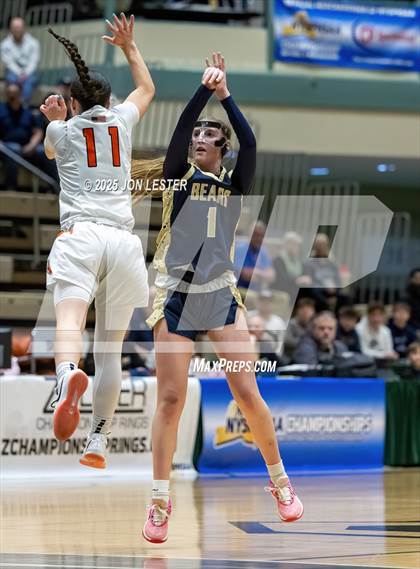 Thumbnail 1 in Tuckahoe vs. Frewsburg (NYSPHSAA Class C Semifinal) photogallery.