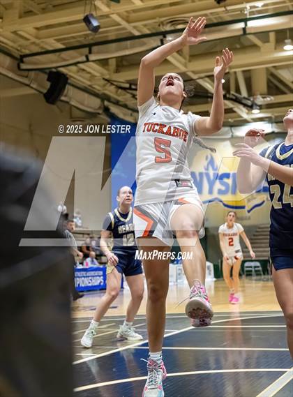 Thumbnail 3 in Tuckahoe vs. Frewsburg (NYSPHSAA Class C Semifinal) photogallery.