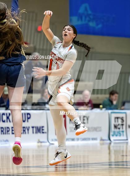 Thumbnail 1 in Tuckahoe vs. Frewsburg (NYSPHSAA Class C Semifinal) photogallery.