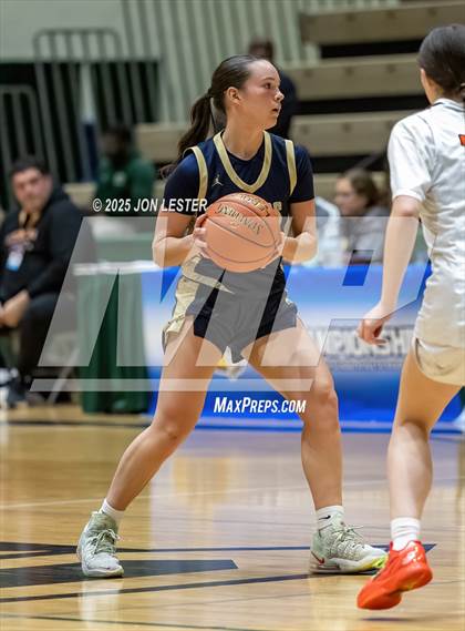 Thumbnail 1 in Tuckahoe vs. Frewsburg (NYSPHSAA Class C Semifinal) photogallery.