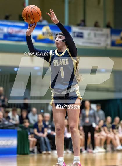 Thumbnail 1 in Tuckahoe vs. Frewsburg (NYSPHSAA Class C Semifinal) photogallery.