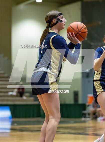 Thumbnail 3 in Tuckahoe vs. Frewsburg (NYSPHSAA Class C Semifinal) photogallery.