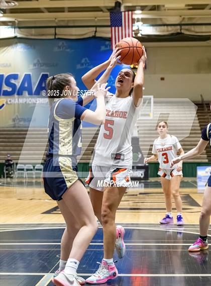 Thumbnail 2 in Tuckahoe vs. Frewsburg (NYSPHSAA Class C Semifinal) photogallery.