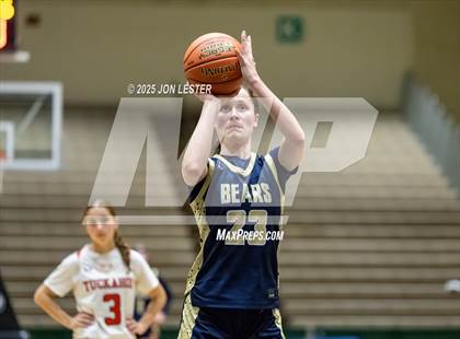 Thumbnail 2 in Tuckahoe vs. Frewsburg (NYSPHSAA Class C Semifinal) photogallery.