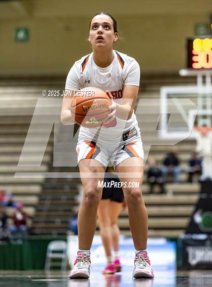 Thumbnail 3 in Tuckahoe vs. Frewsburg (NYSPHSAA Class C Semifinal) photogallery.