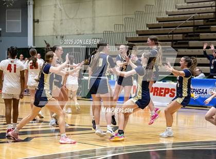 Thumbnail 2 in Tuckahoe vs. Frewsburg (NYSPHSAA Class C Semifinal) photogallery.