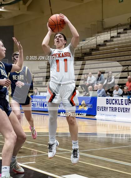 Thumbnail 1 in Tuckahoe vs. Frewsburg (NYSPHSAA Class C Semifinal) photogallery.
