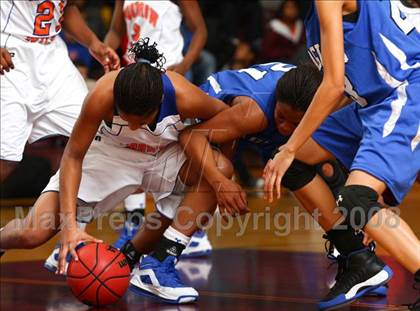 Thumbnail 1 in Landstown vs. Wilson  (Lady Greyhound Classic) photogallery.