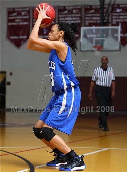 Thumbnail 1 in Landstown vs. Wilson  (Lady Greyhound Classic) photogallery.