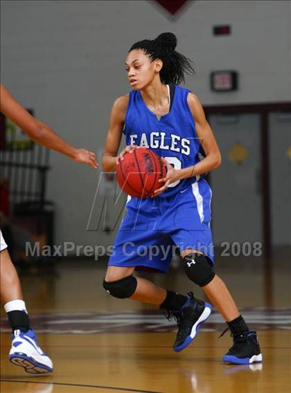 Thumbnail 3 in Landstown vs. Wilson  (Lady Greyhound Classic) photogallery.