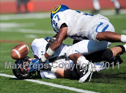 Thumbnail 3 in Alta vs. Crenshaw (Mission Viejo Football Classic) photogallery.