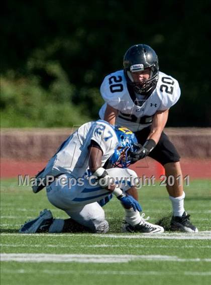 Thumbnail 2 in Alta vs. Crenshaw (Mission Viejo Football Classic) photogallery.