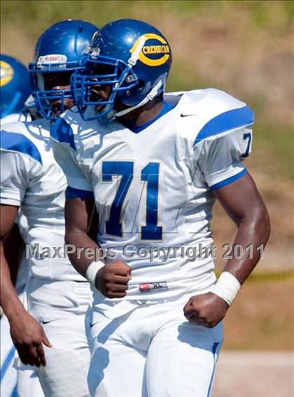 Thumbnail 1 in Alta vs. Crenshaw (Mission Viejo Football Classic) photogallery.