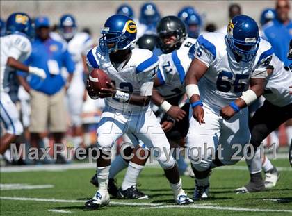 Thumbnail 2 in Alta vs. Crenshaw (Mission Viejo Football Classic) photogallery.