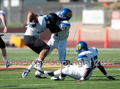 Thumbnail 1 in Alta vs. Crenshaw (Mission Viejo Football Classic) photogallery.