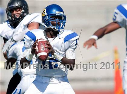 Thumbnail 1 in Alta vs. Crenshaw (Mission Viejo Football Classic) photogallery.