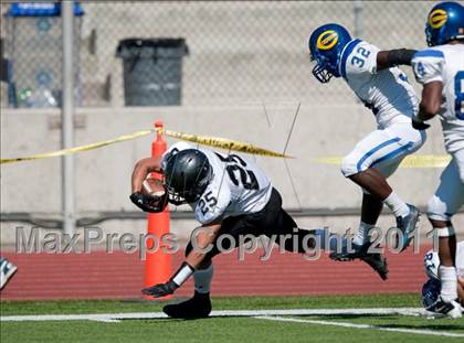 Thumbnail 1 in Alta vs. Crenshaw (Mission Viejo Football Classic) photogallery.