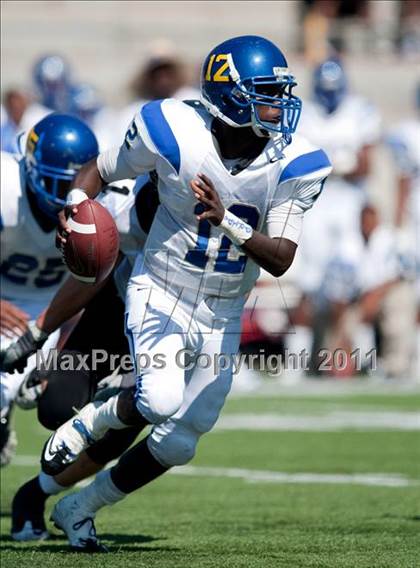 Thumbnail 3 in Alta vs. Crenshaw (Mission Viejo Football Classic) photogallery.