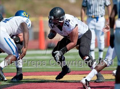 Thumbnail 3 in Alta vs. Crenshaw (Mission Viejo Football Classic) photogallery.