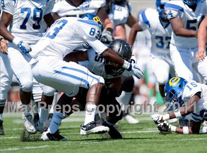 Thumbnail 3 in Alta vs. Crenshaw (Mission Viejo Football Classic) photogallery.