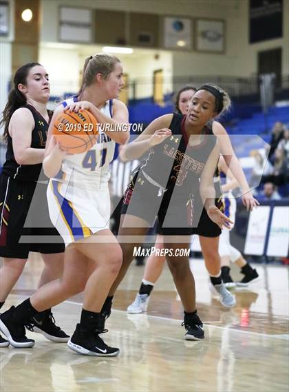 Thumbnail 1 in Lassiter @ Etowah photogallery.