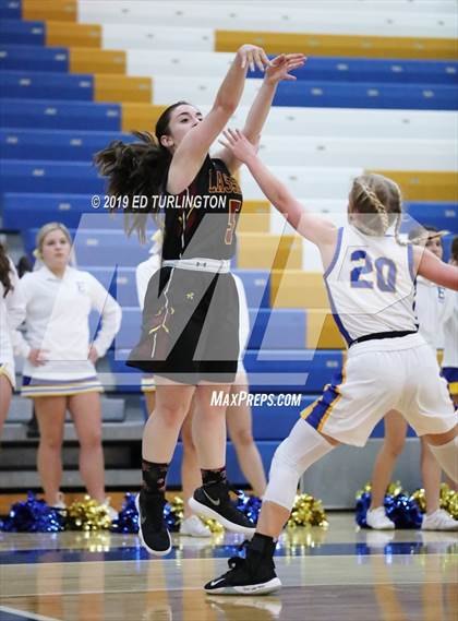 Thumbnail 2 in Lassiter @ Etowah photogallery.