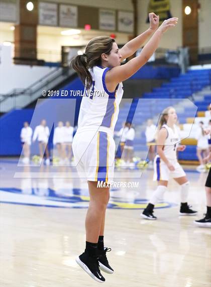 Thumbnail 3 in Lassiter @ Etowah photogallery.