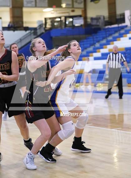 Thumbnail 1 in Lassiter @ Etowah photogallery.
