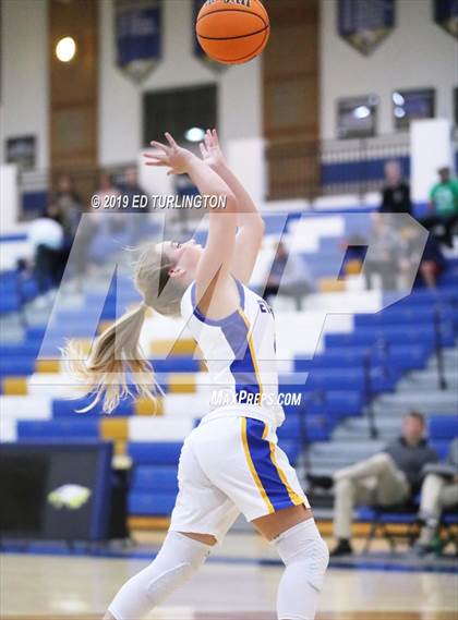 Thumbnail 2 in Lassiter @ Etowah photogallery.