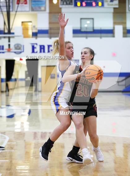 Thumbnail 1 in Lassiter @ Etowah photogallery.
