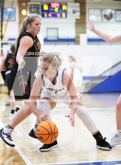 Thumbnail 1 in Lassiter @ Etowah photogallery.