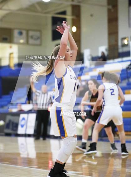 Thumbnail 1 in Lassiter @ Etowah photogallery.