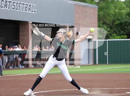 Thumbnail 1 in Southlake Carroll vs. Guyer (UIL 6A Regional Semifinal) photogallery.